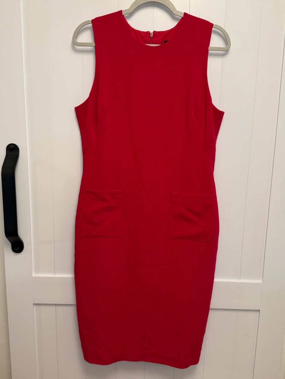 Black Halo Sleeveless Red Midi Sheath Dress